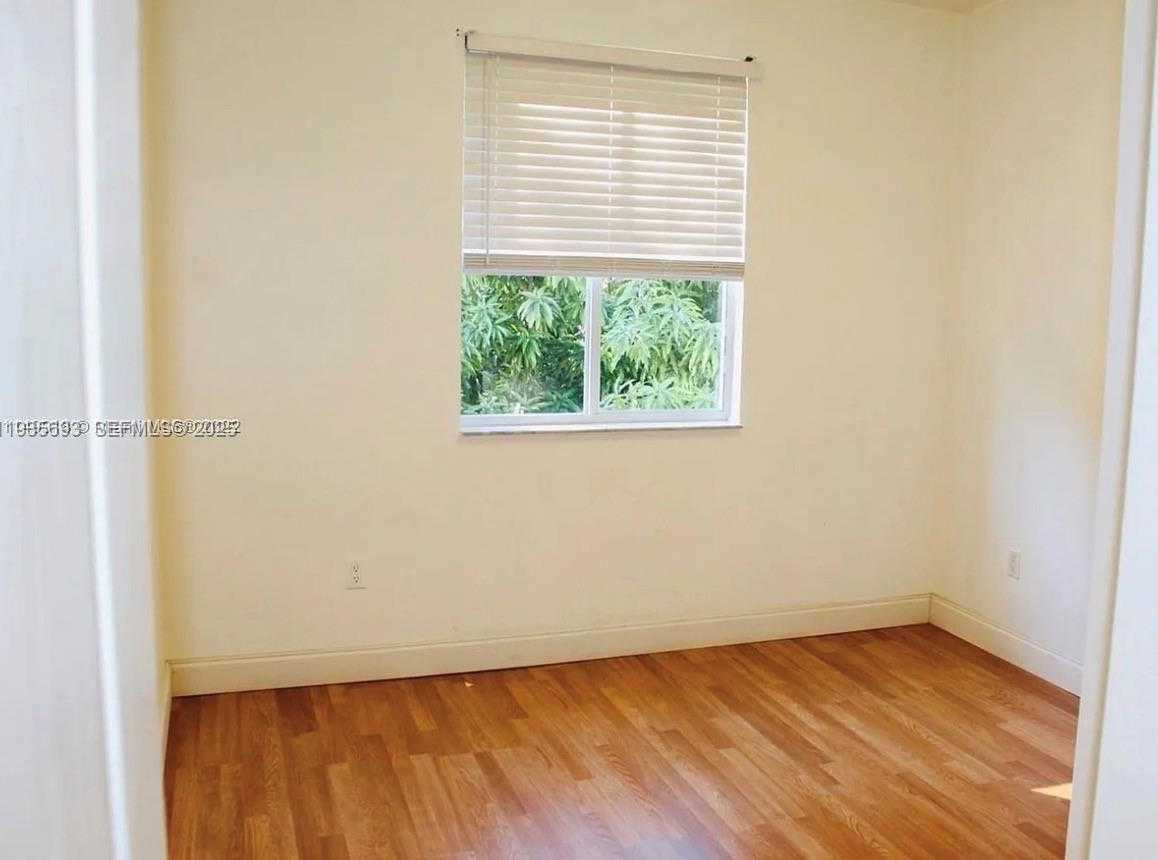 Small Image of 6002 SOUTH WEST 166TH CT, Miami Number 20