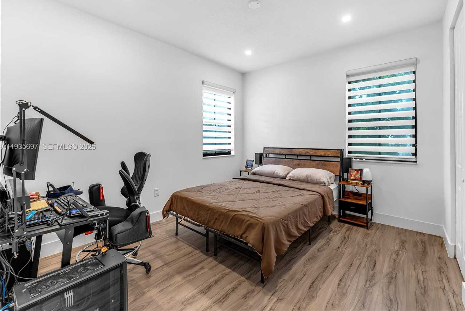 Small Image of 9881 WEST 34TH AVE, Hialeah Number 16