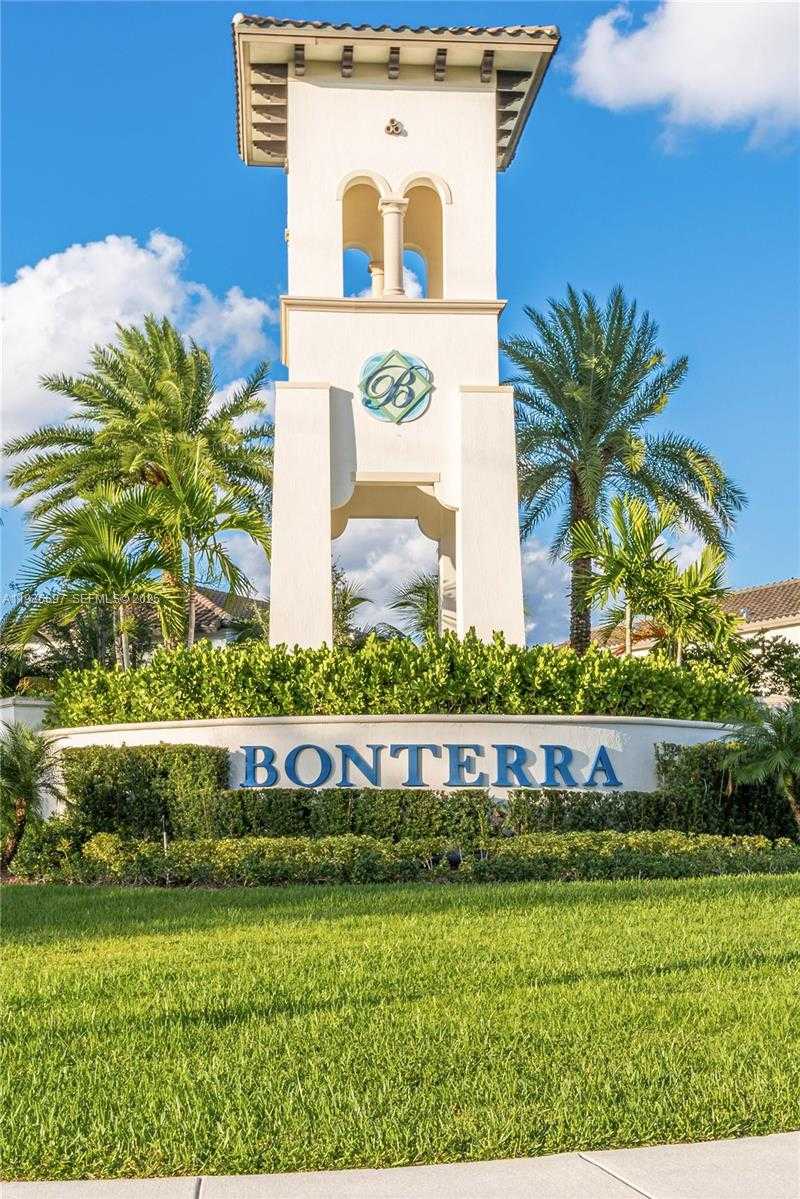 Small Image of 9881 WEST 34TH AVE, Hialeah Number 25