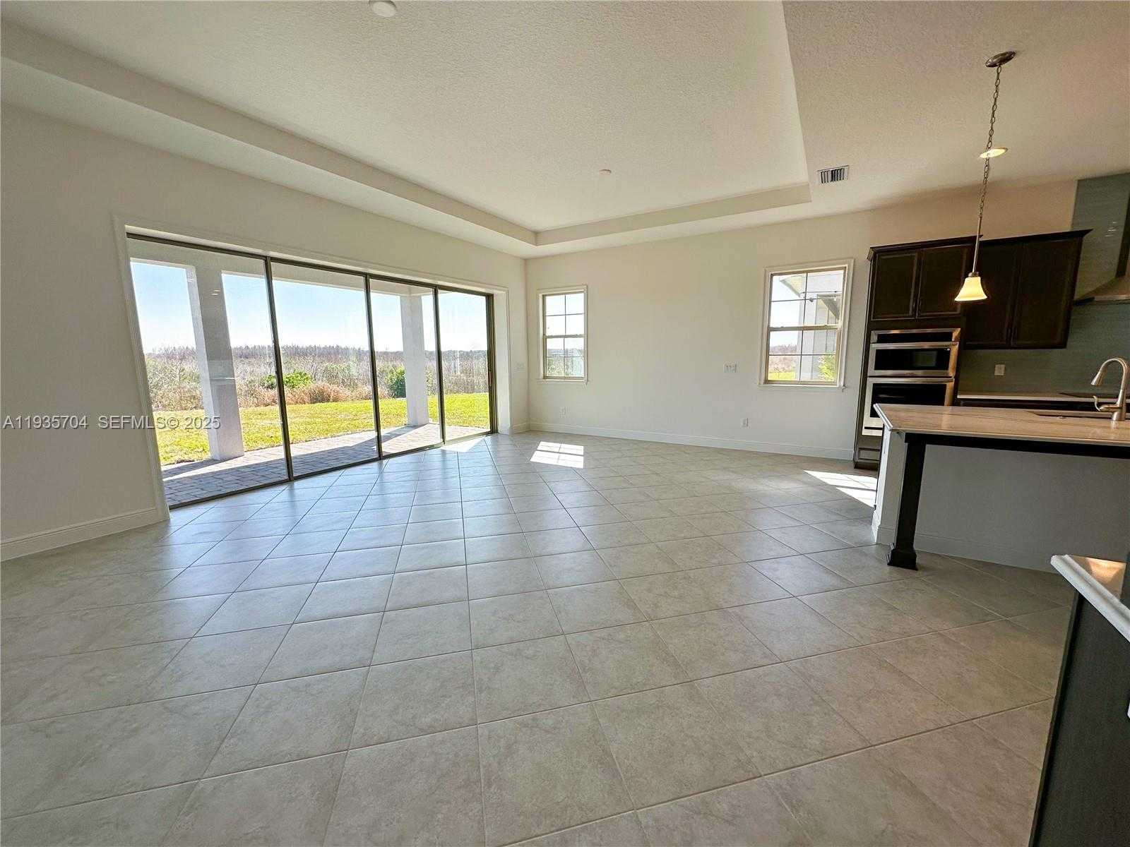 Small Image of 13646 ABBERWICK, Orlando Number 11