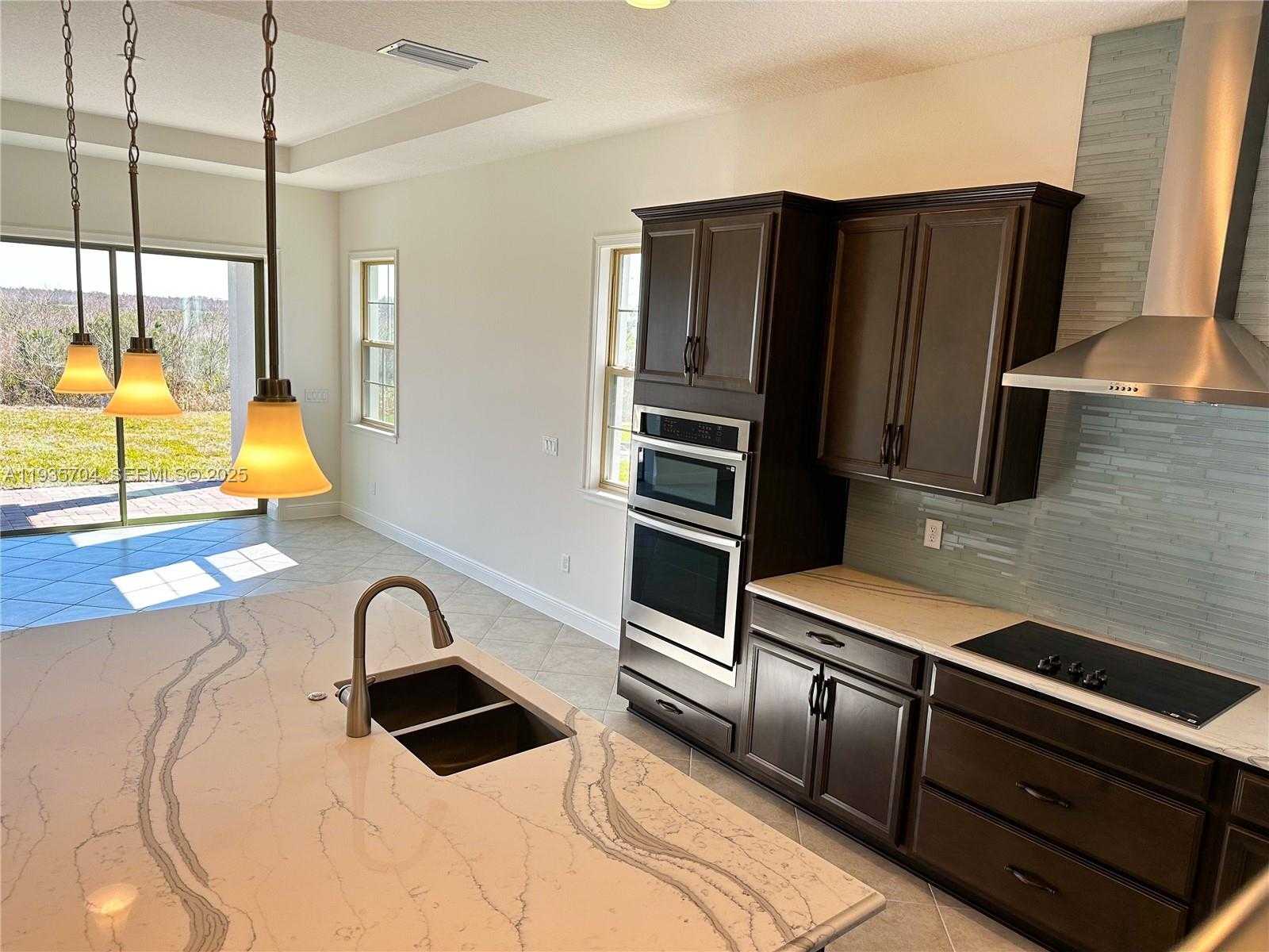 Small Image of 13646 ABBERWICK, Orlando Number 3