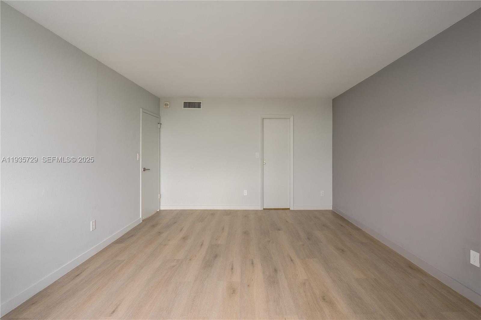 Small Image of 2000 NORTH EAST 135TH ST #908, North Miami Number 15