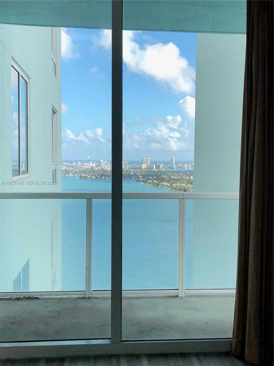 Small Image of 1900 NORTH BAYSHORE DR #3305, Miami Number 3