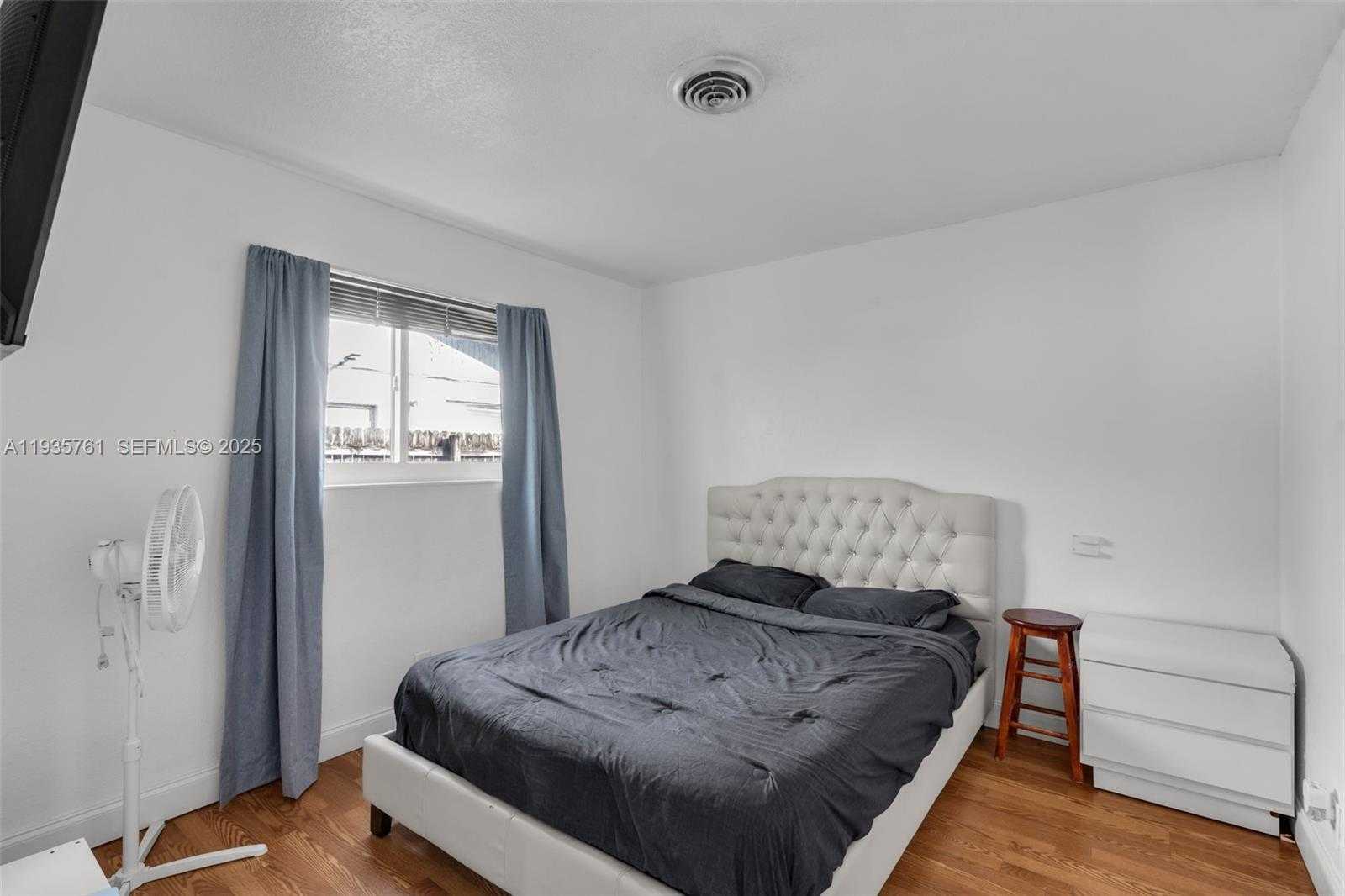 Small Image of 6841 NORTH WEST 7TH CT, Margate Number 14