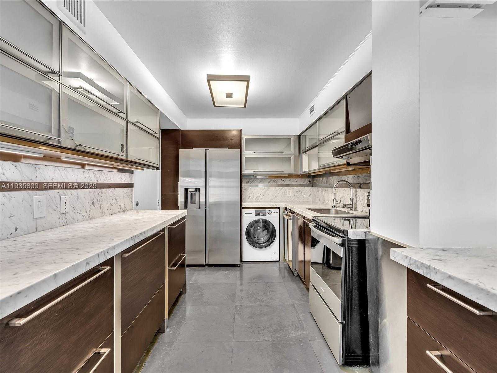 Small Image of 6770 INDIAN CREEK DR #4D, Miami Beach Number 11