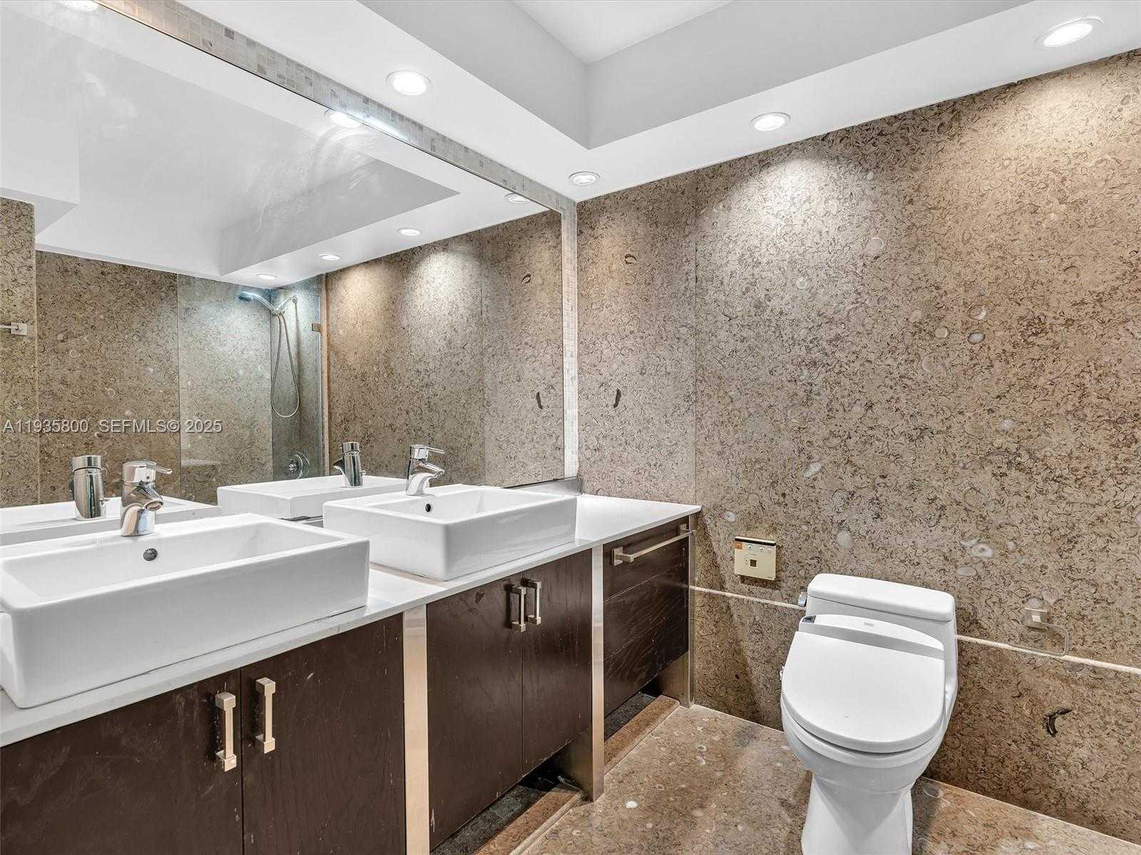 Small Image of 6770 INDIAN CREEK DR #4D, Miami Beach Number 22