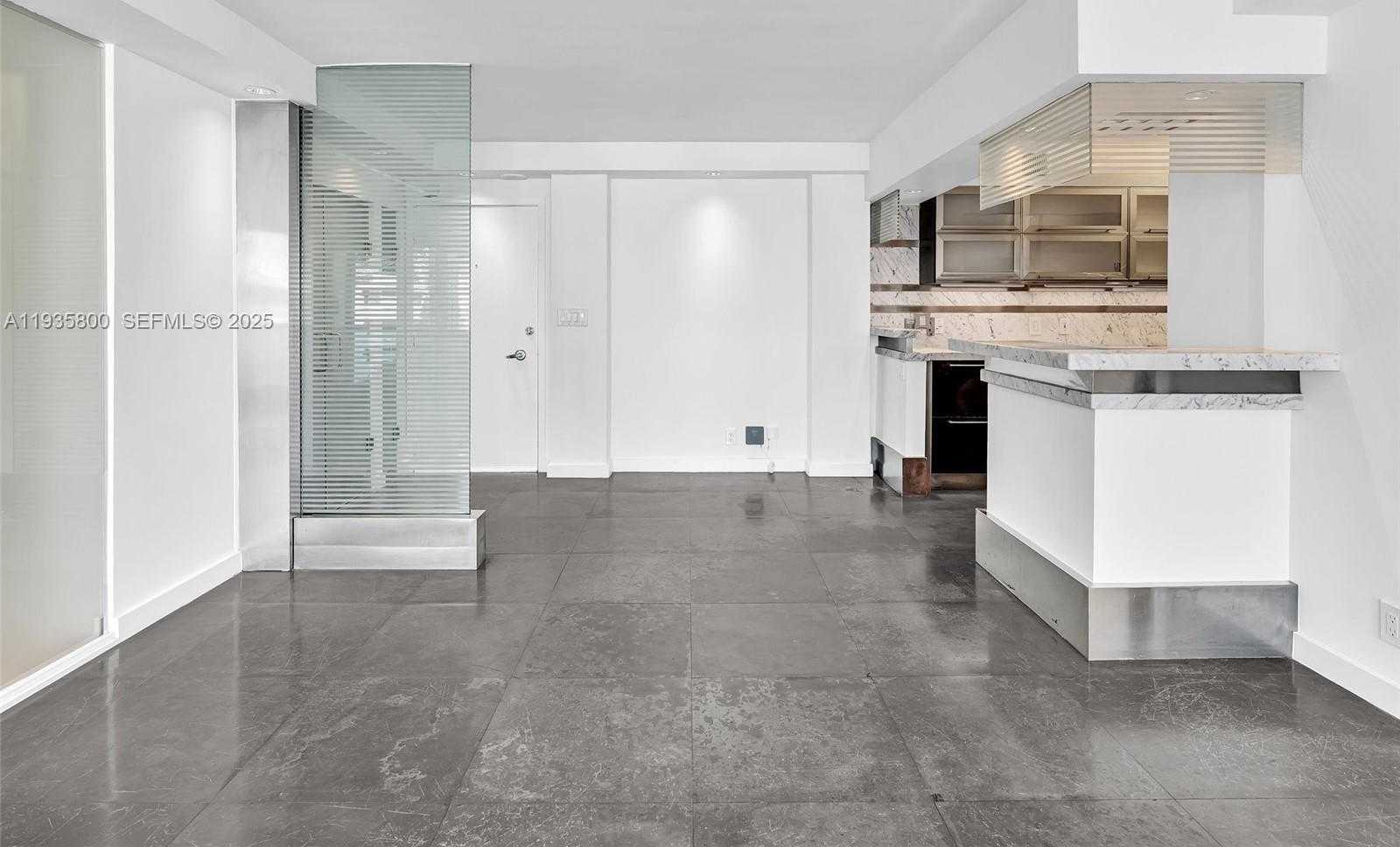 Small Image of 6770 INDIAN CREEK DR #4D, Miami Beach Number 5