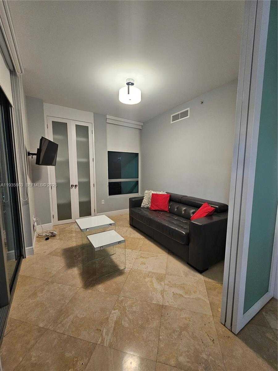 Small Image of 41 SOUTH EAST 5TH ST #1517, Miami Number 11