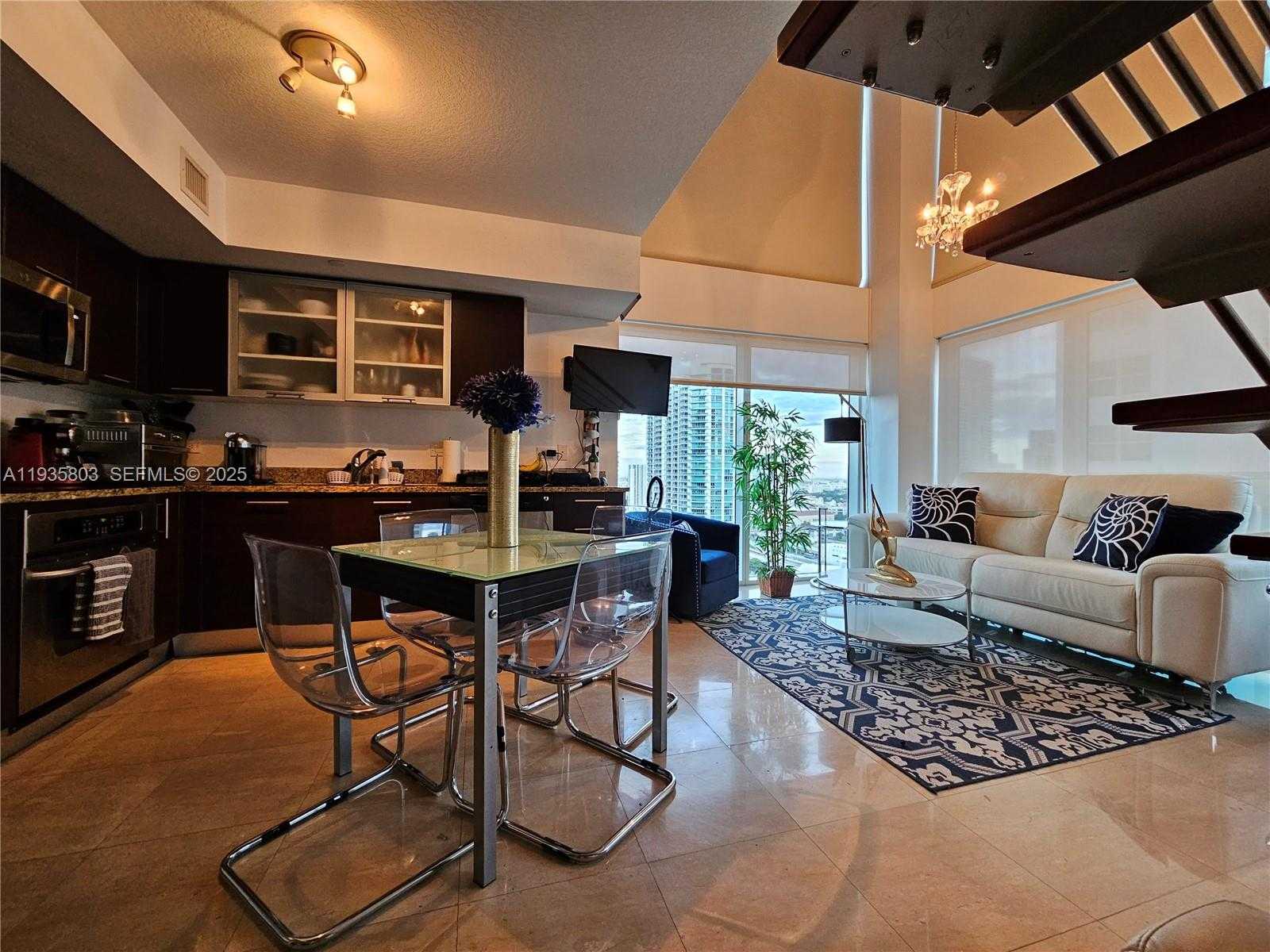 Small Image of 41 SOUTH EAST 5TH ST #1517, Miami Number 21