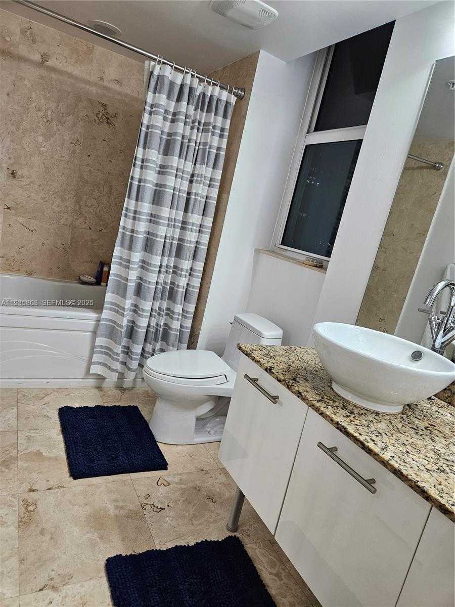 Small Image of 41 SOUTH EAST 5TH ST #1517, Miami Number 23