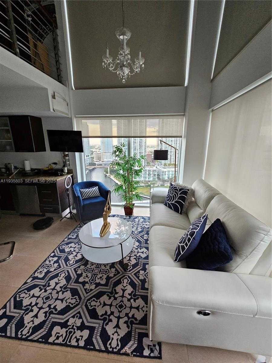 Small Image of 41 SOUTH EAST 5TH ST #1517, Miami Number 26