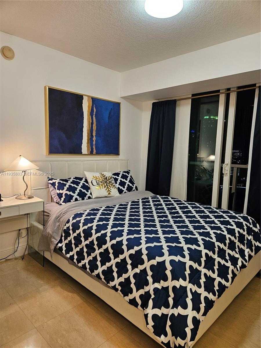 Small Image of 41 SOUTH EAST 5TH ST #1517, Miami Number 71