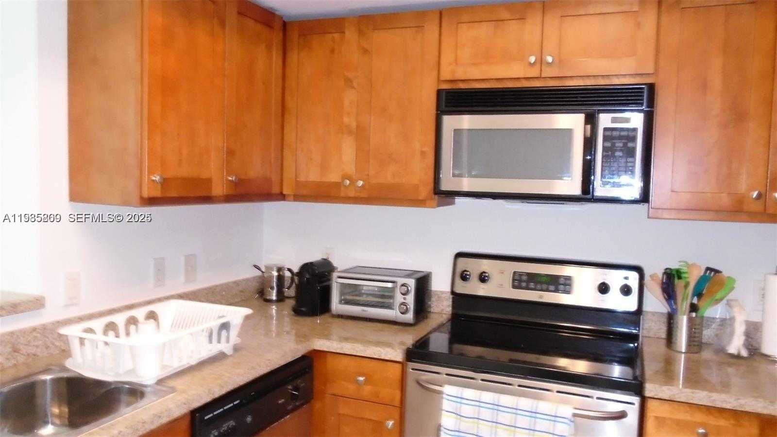 Small Image of 1723 SOUTH WEST 2ND AVE #608, Miami Number 3