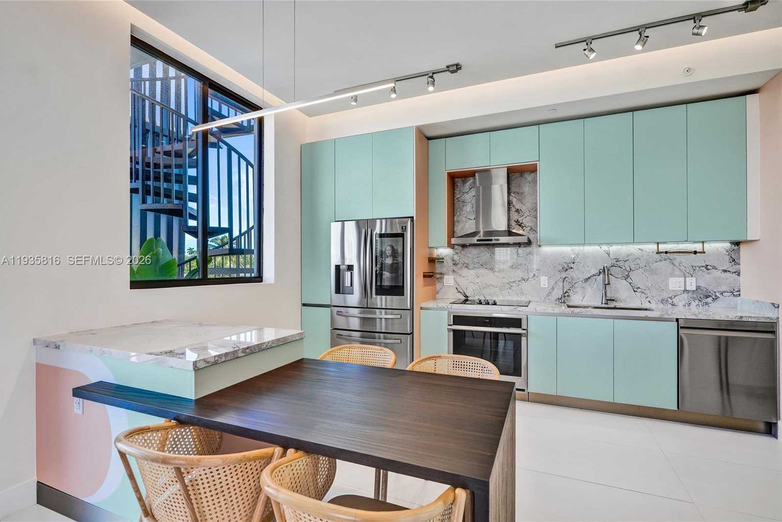 Small Image of 1030 15TH ST #PH5, Miami Beach Number 18