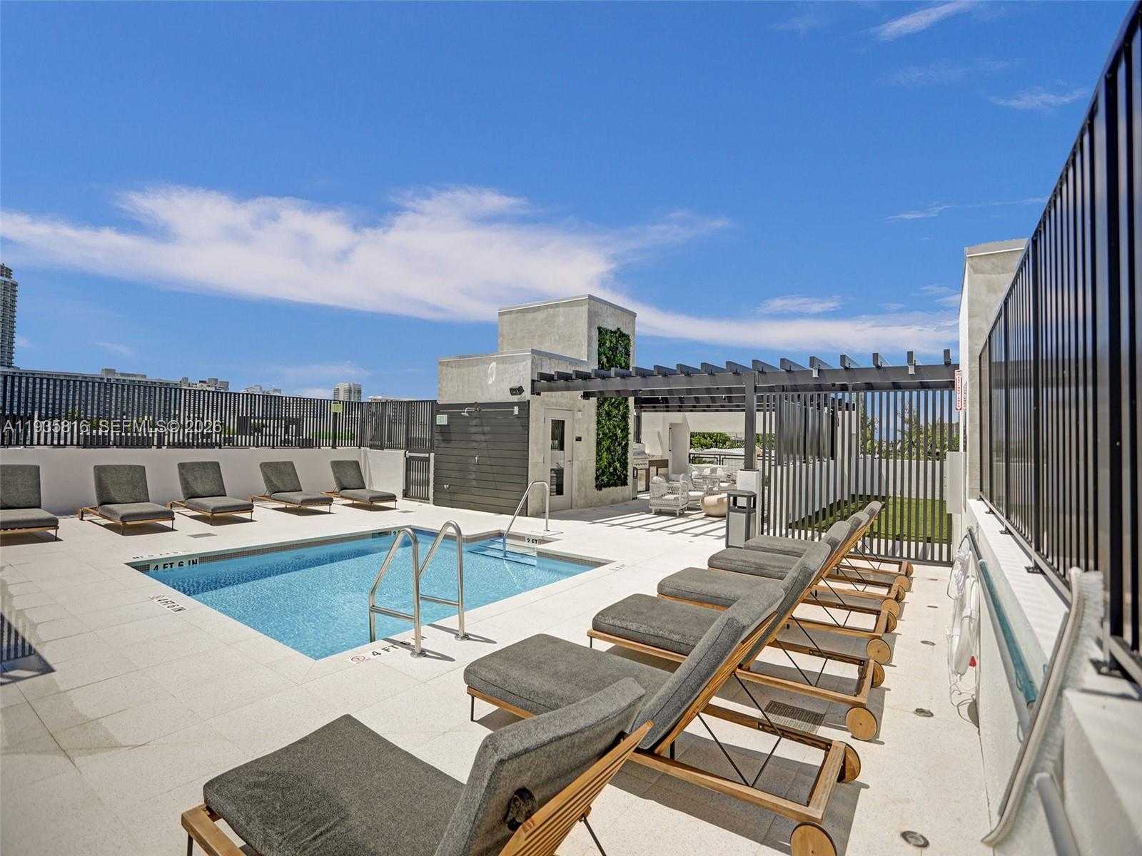 Small Image of 1030 15TH ST #PH5, Miami Beach Number 24