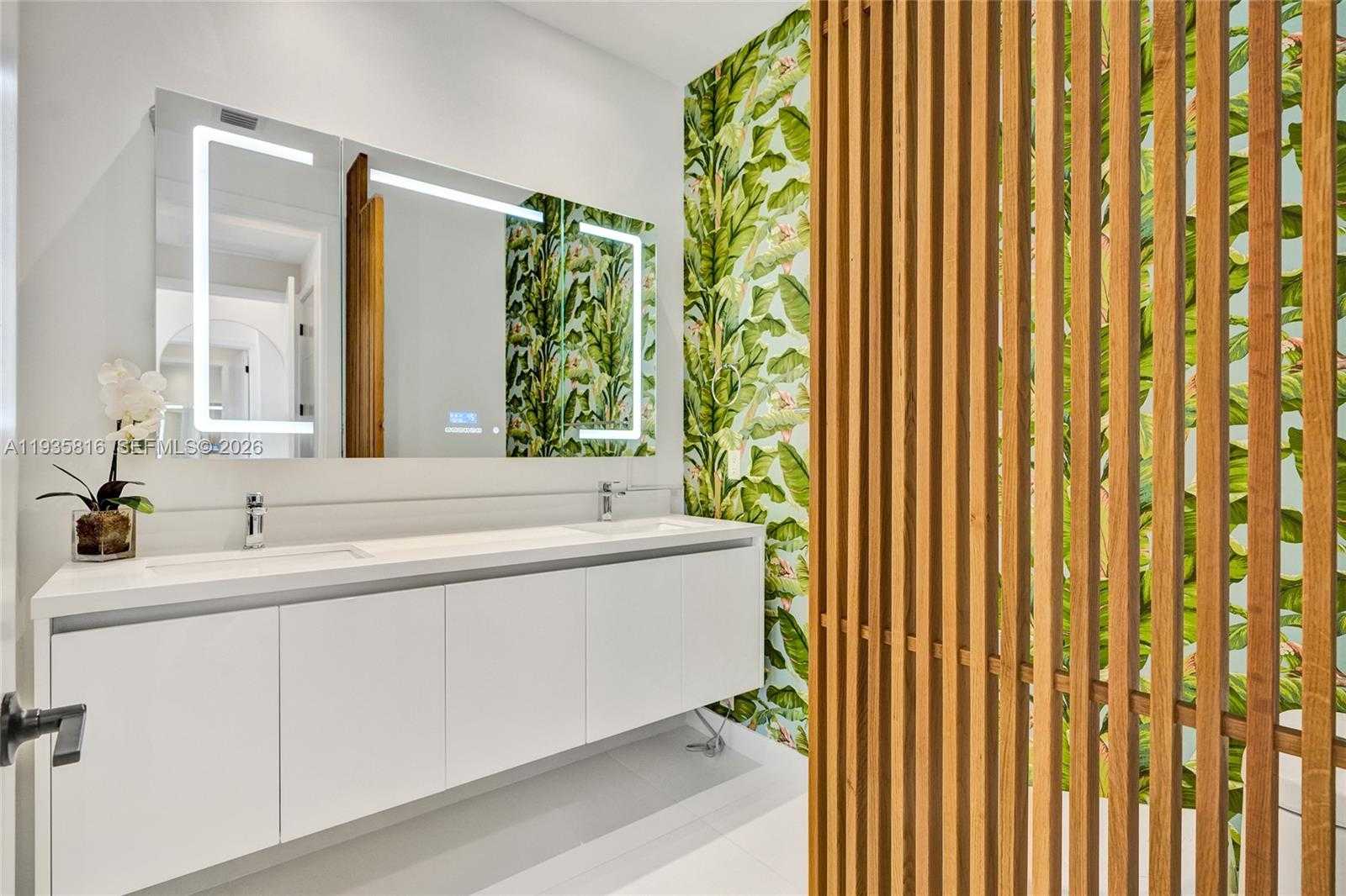 Small Image of 1030 15TH ST #PH5, Miami Beach Number 4