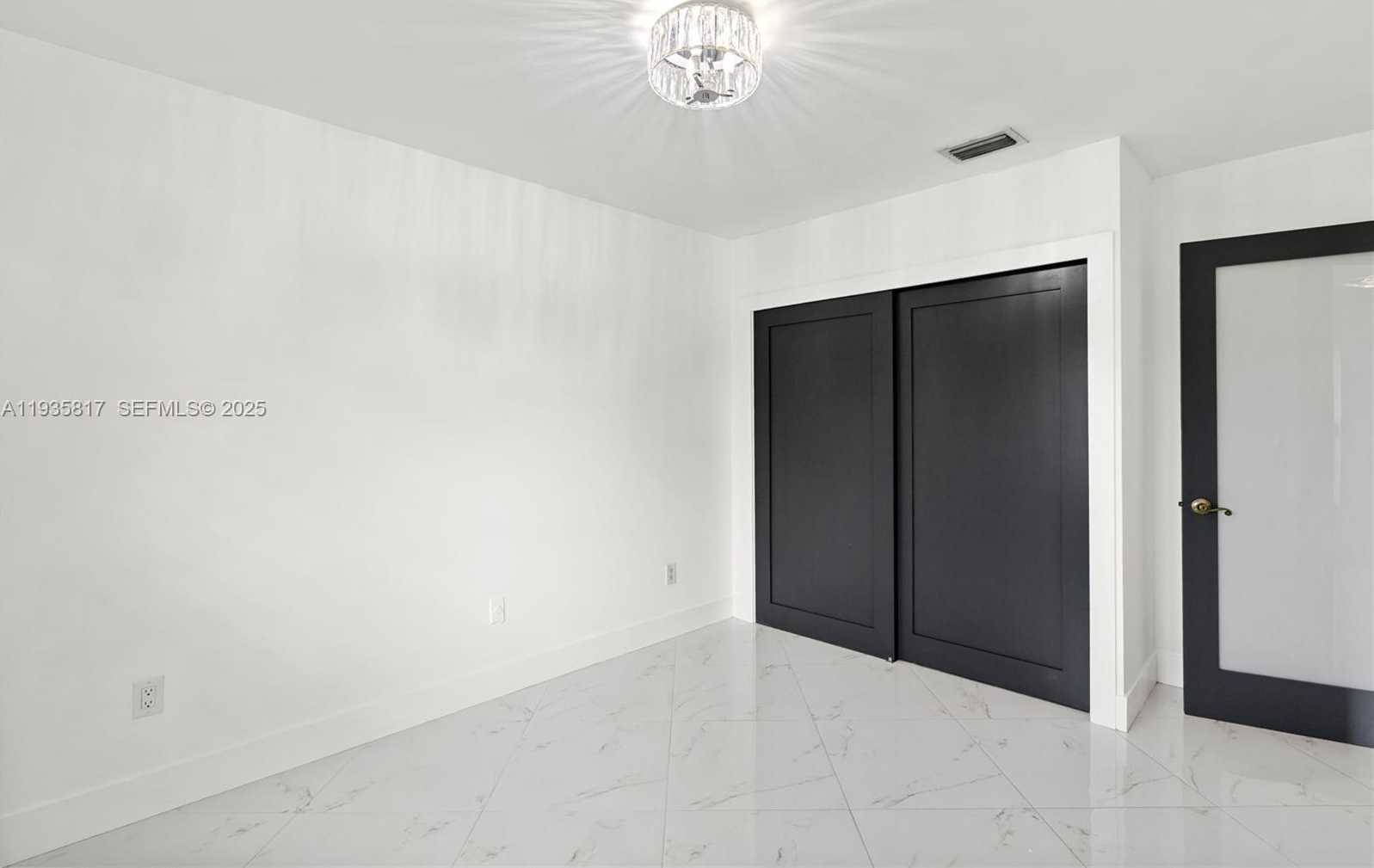 Small Image of 13611 SOUTH WEST 77TH ST, Miami Number 33