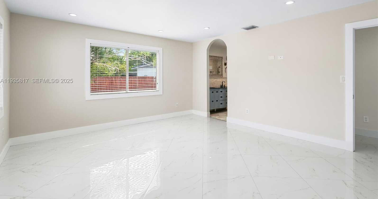 Small Image of 13611 SOUTH WEST 77TH ST, Miami Number 44