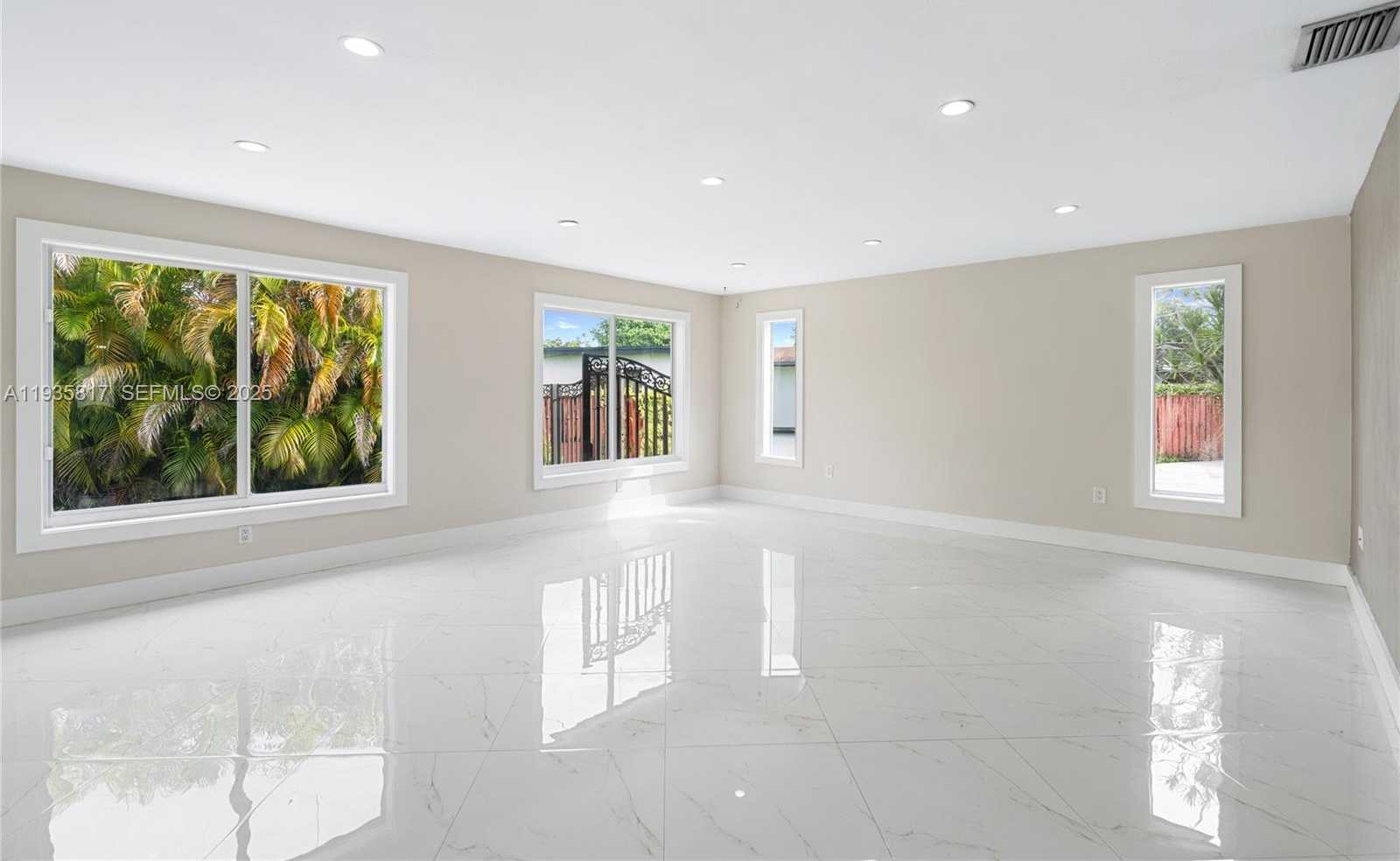 Small Image of 13611 SOUTH WEST 77TH ST, Miami Number 50