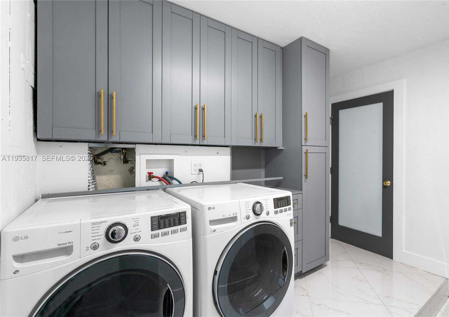 Small Image of 13611 SOUTH WEST 77TH ST, Miami Number 52