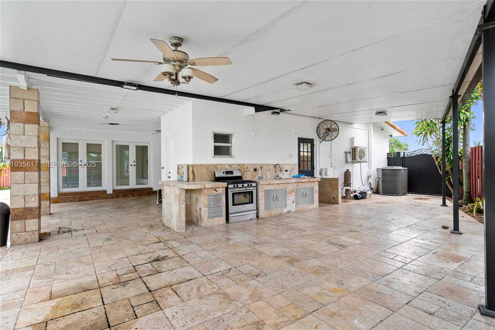 Small Image of 13611 SOUTH WEST 77TH ST, Miami Number 9