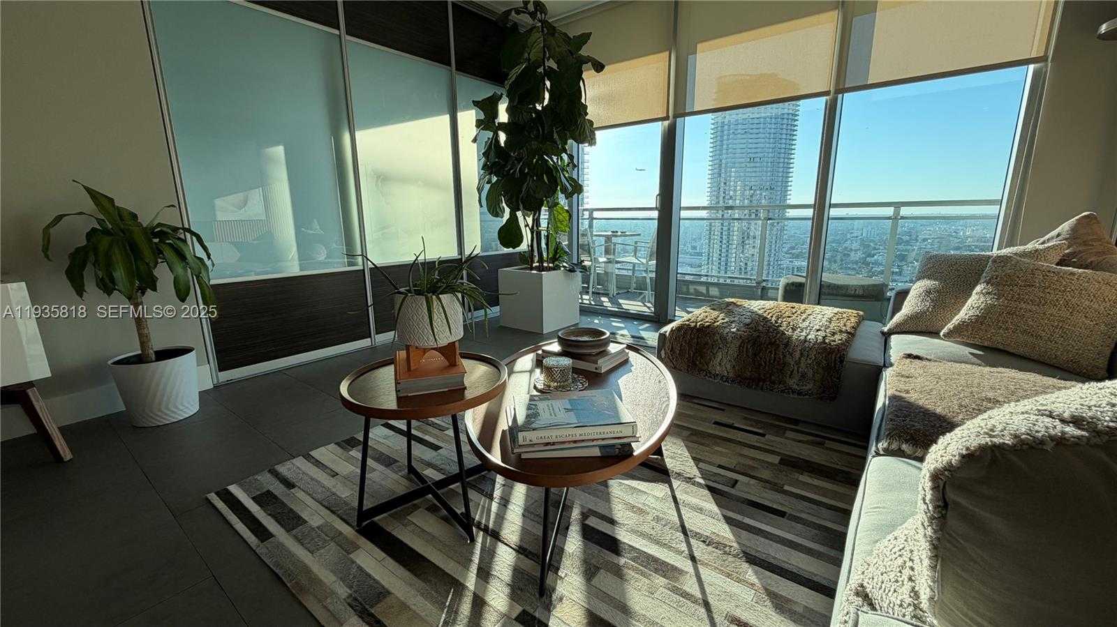 Small Image of 92 SOUTH WEST 3RD ST #3607, Miami Number 10