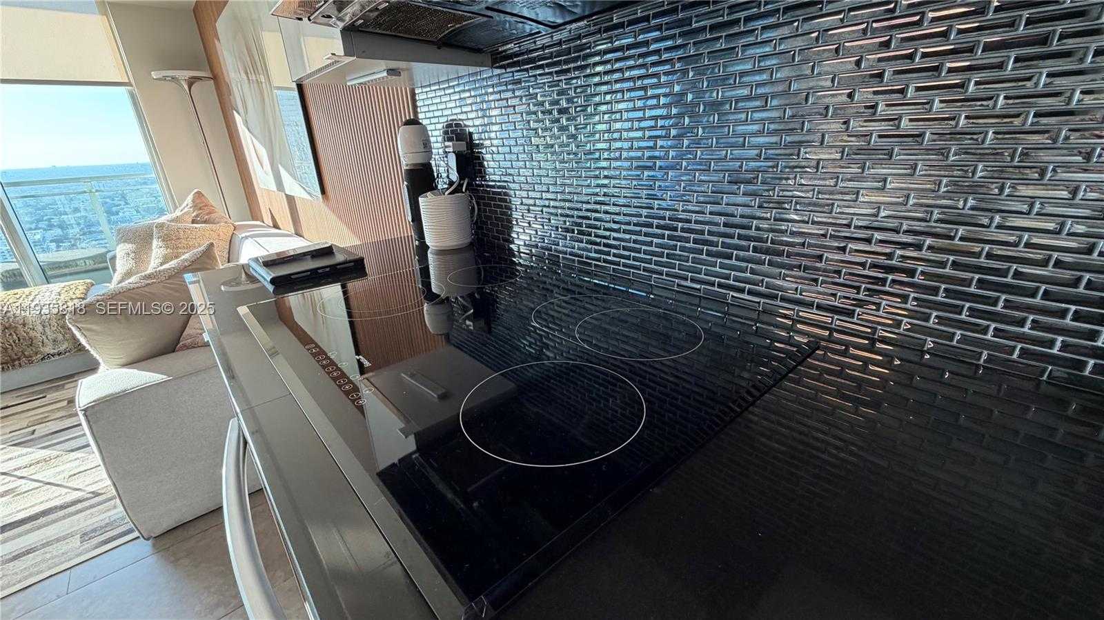 Small Image of 92 SOUTH WEST 3RD ST #3607, Miami Number 17