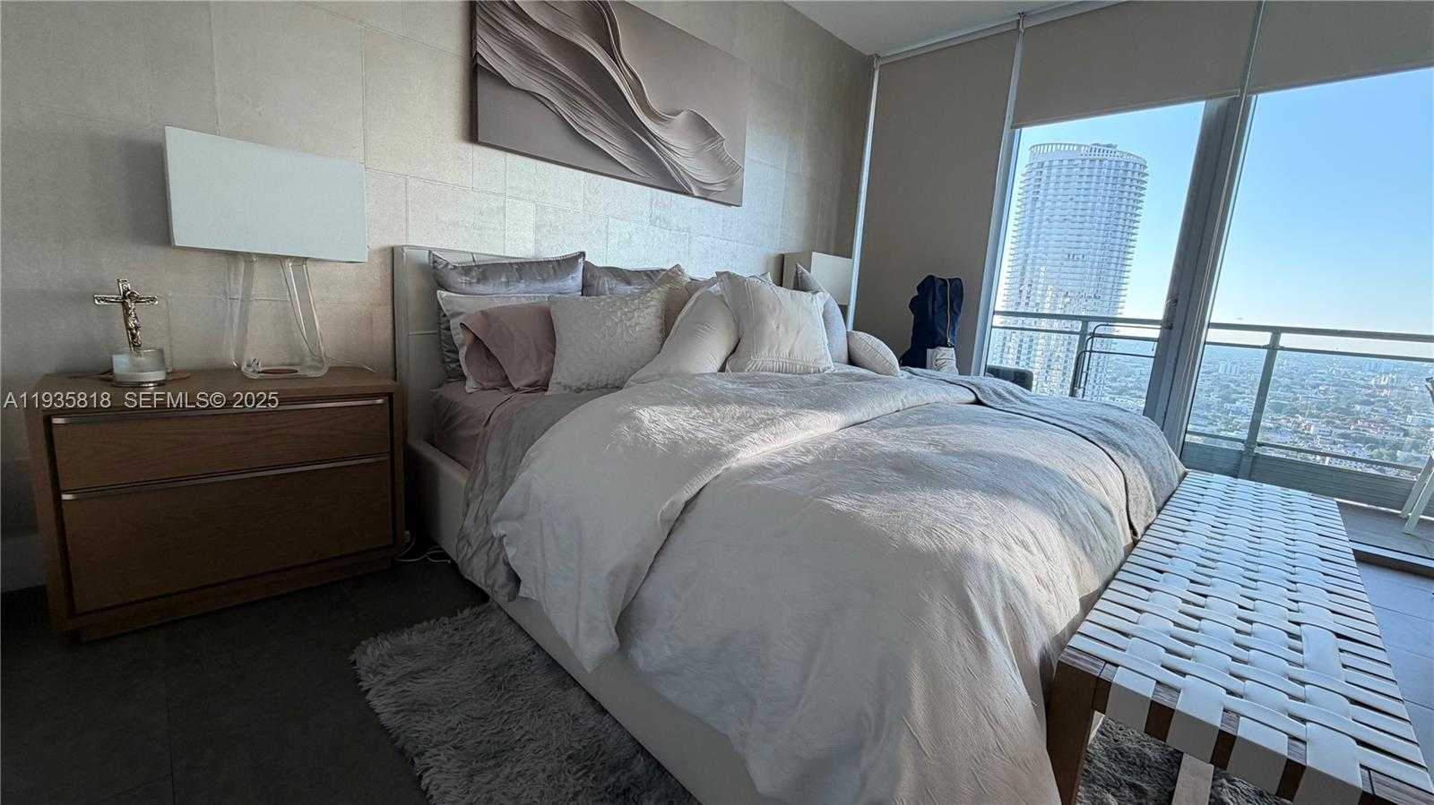 Small Image of 92 SOUTH WEST 3RD ST #3607, Miami Number 22