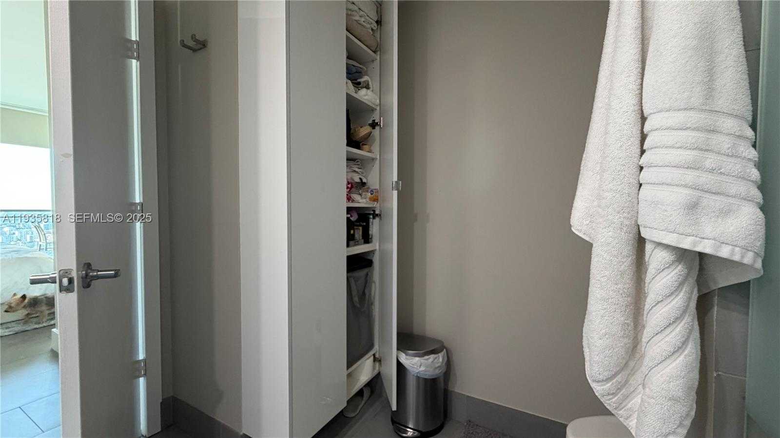 Small Image of 92 SOUTH WEST 3RD ST #3607, Miami Number 28