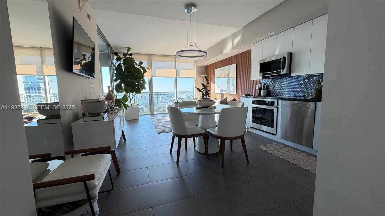 Small Image of 92 SOUTH WEST 3RD ST #3607, Miami Number 3