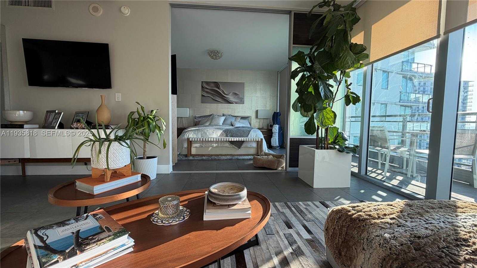 Small Image of 92 SOUTH WEST 3RD ST #3607, Miami Number 6