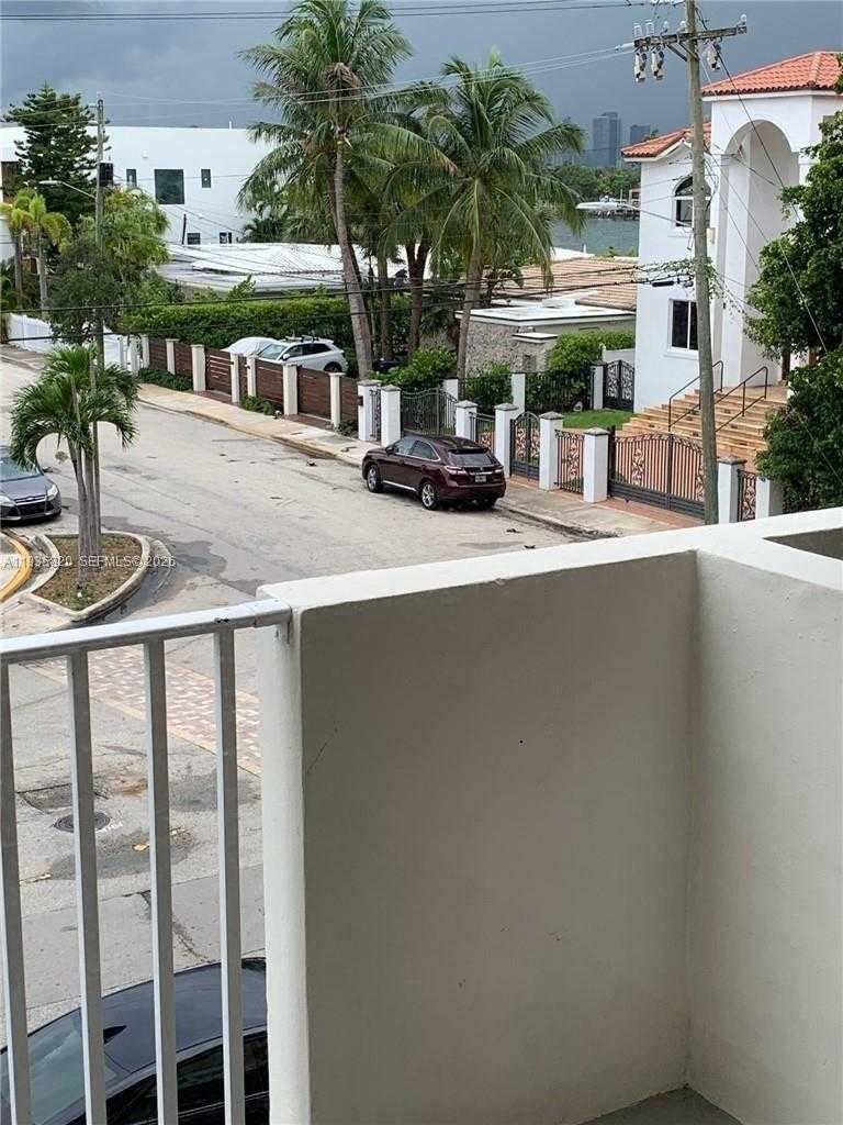 Small Image of 1455 NORTH TREASURE DR #3O, North Bay Village Number 9