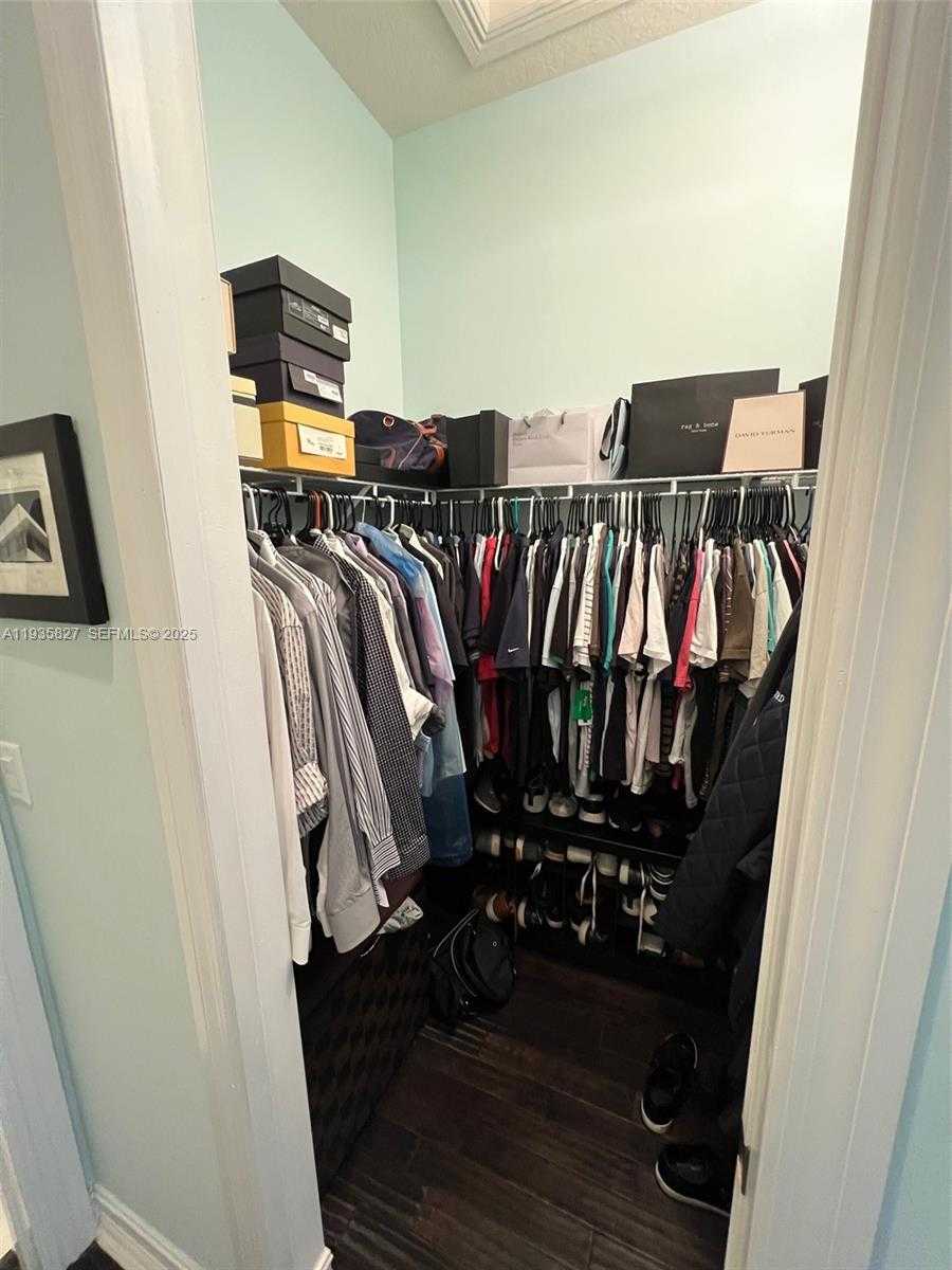 Small Image of 184 WEST BAY CEDAR CIR, Jupiter Number 22