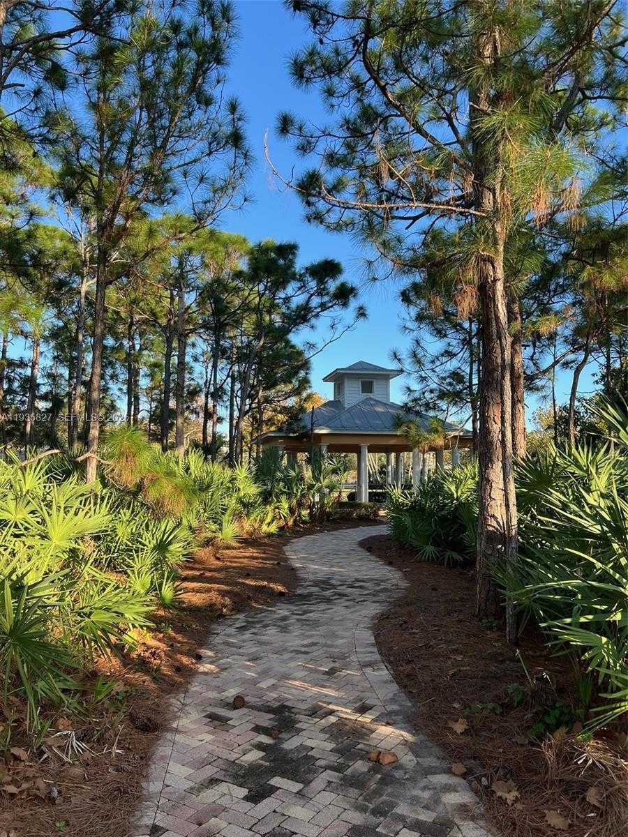 Small Image of 184 WEST BAY CEDAR CIR, Jupiter Number 44