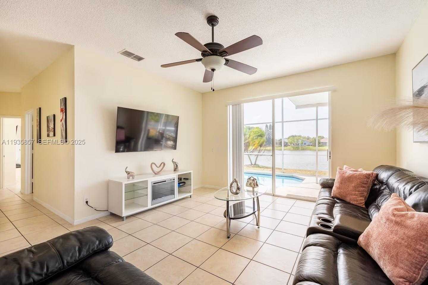 Small Image of 2139 MALLARD CREEK CIR, Kissimmee Number 19