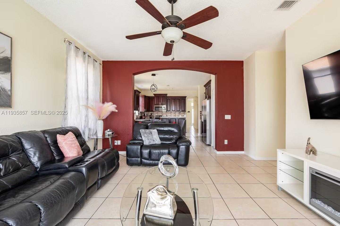 Small Image of 2139 MALLARD CREEK CIR, Kissimmee Number 21