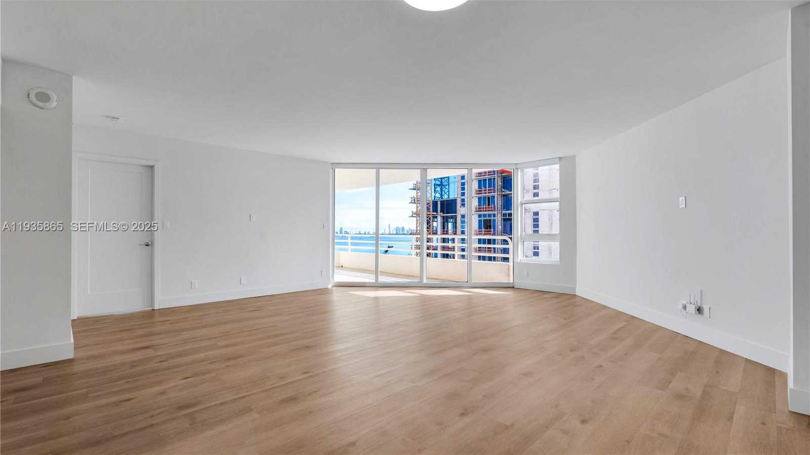 Small Image of 555 NORTH EAST 34TH ST #2209, Miami Number 12