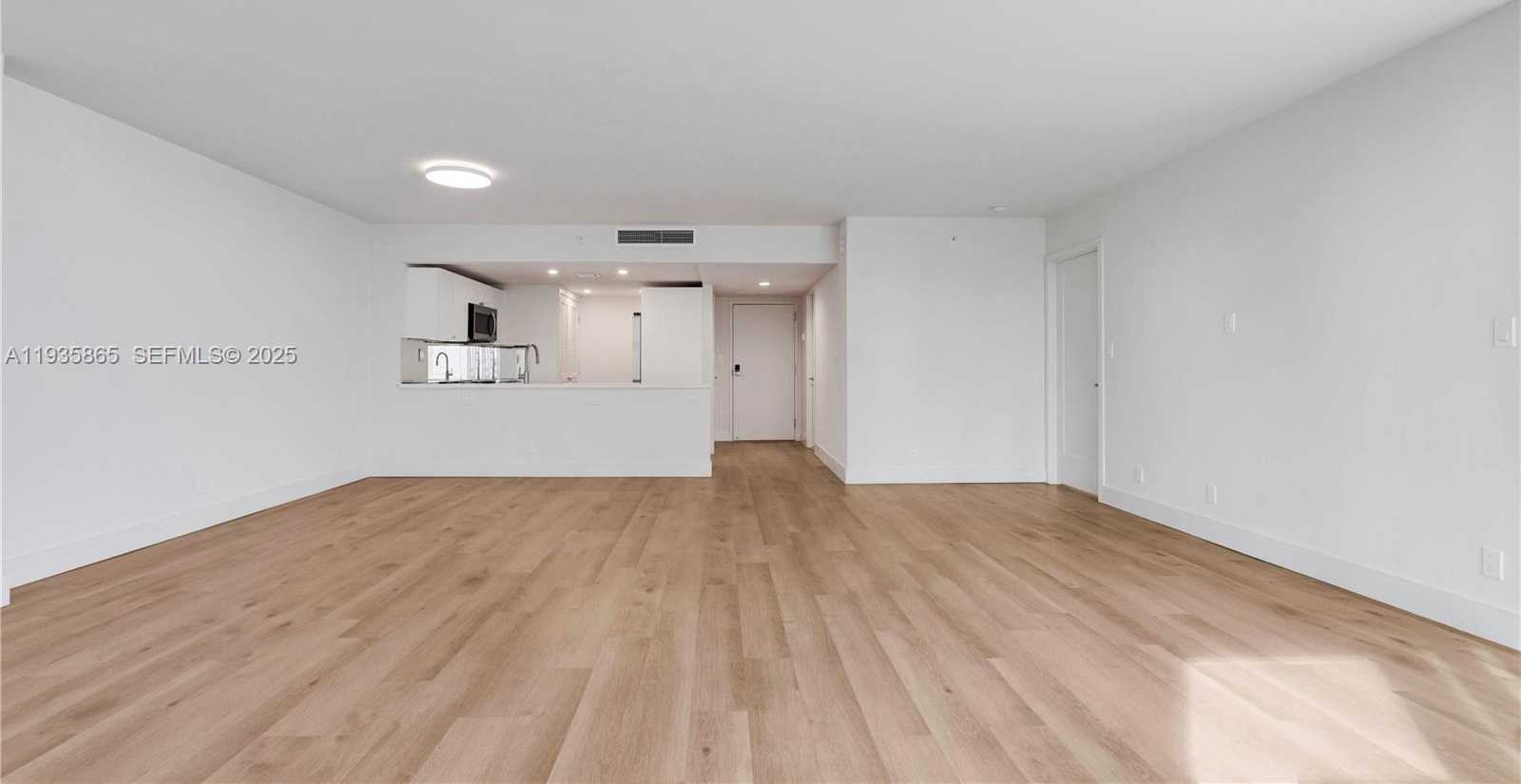 Small Image of 555 NORTH EAST 34TH ST #2209, Miami Number 14