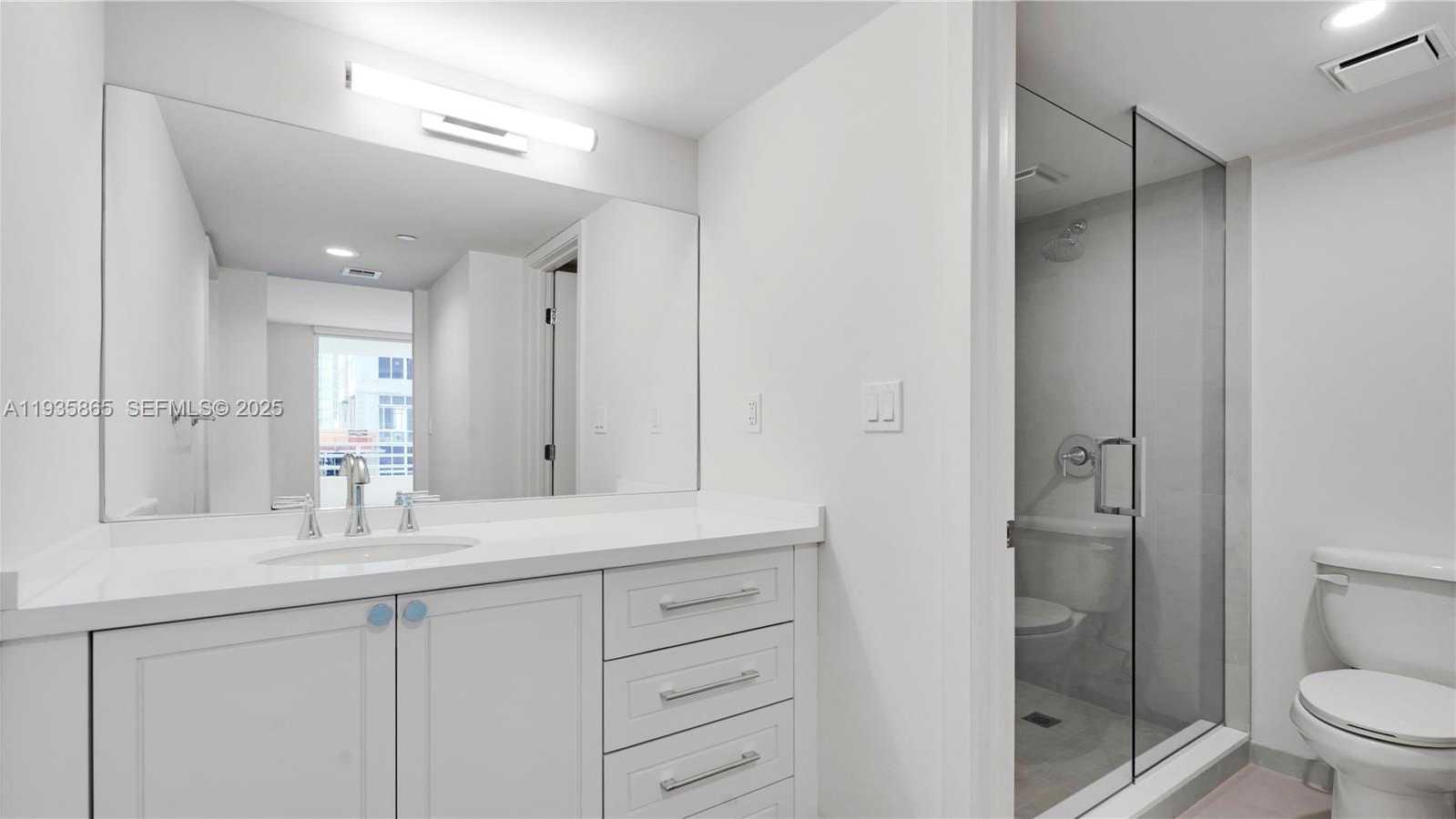 Small Image of 555 NORTH EAST 34TH ST #2209, Miami Number 27