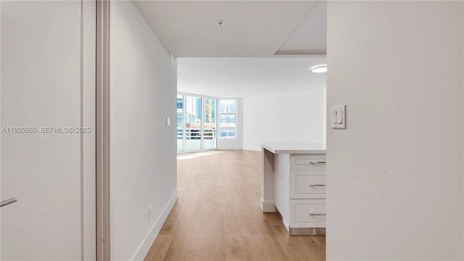 Small Image of 555 NORTH EAST 34TH ST #2209, Miami Number 6