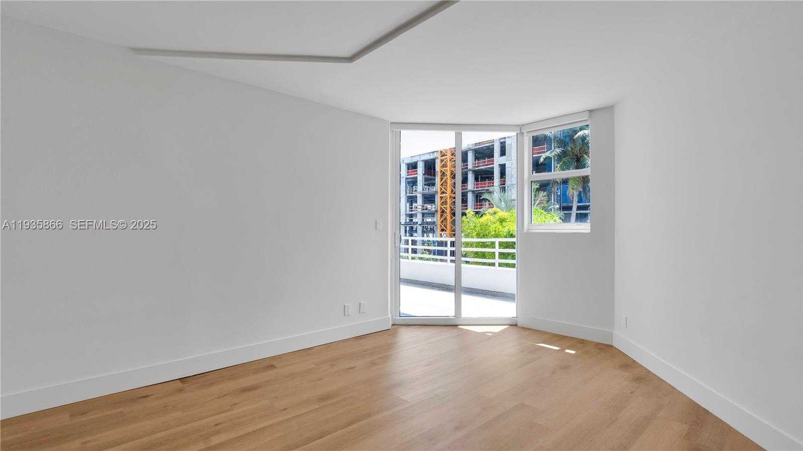 Small Image of 555 NORTH EAST 34TH ST #607, Miami Number 23