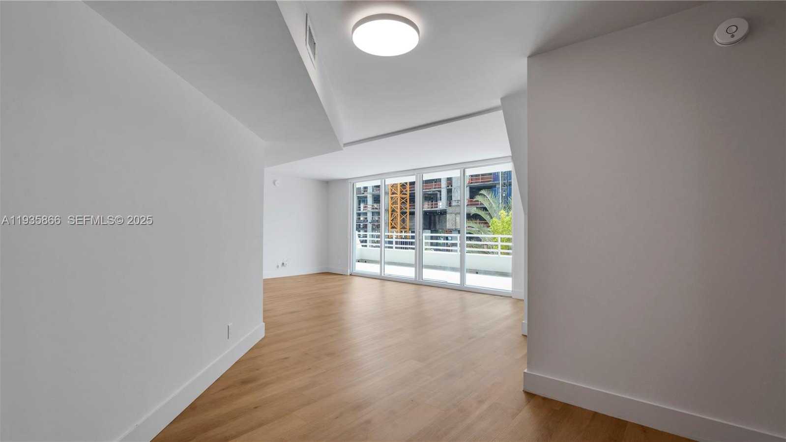 Small Image of 555 NORTH EAST 34TH ST #607, Miami Number 6