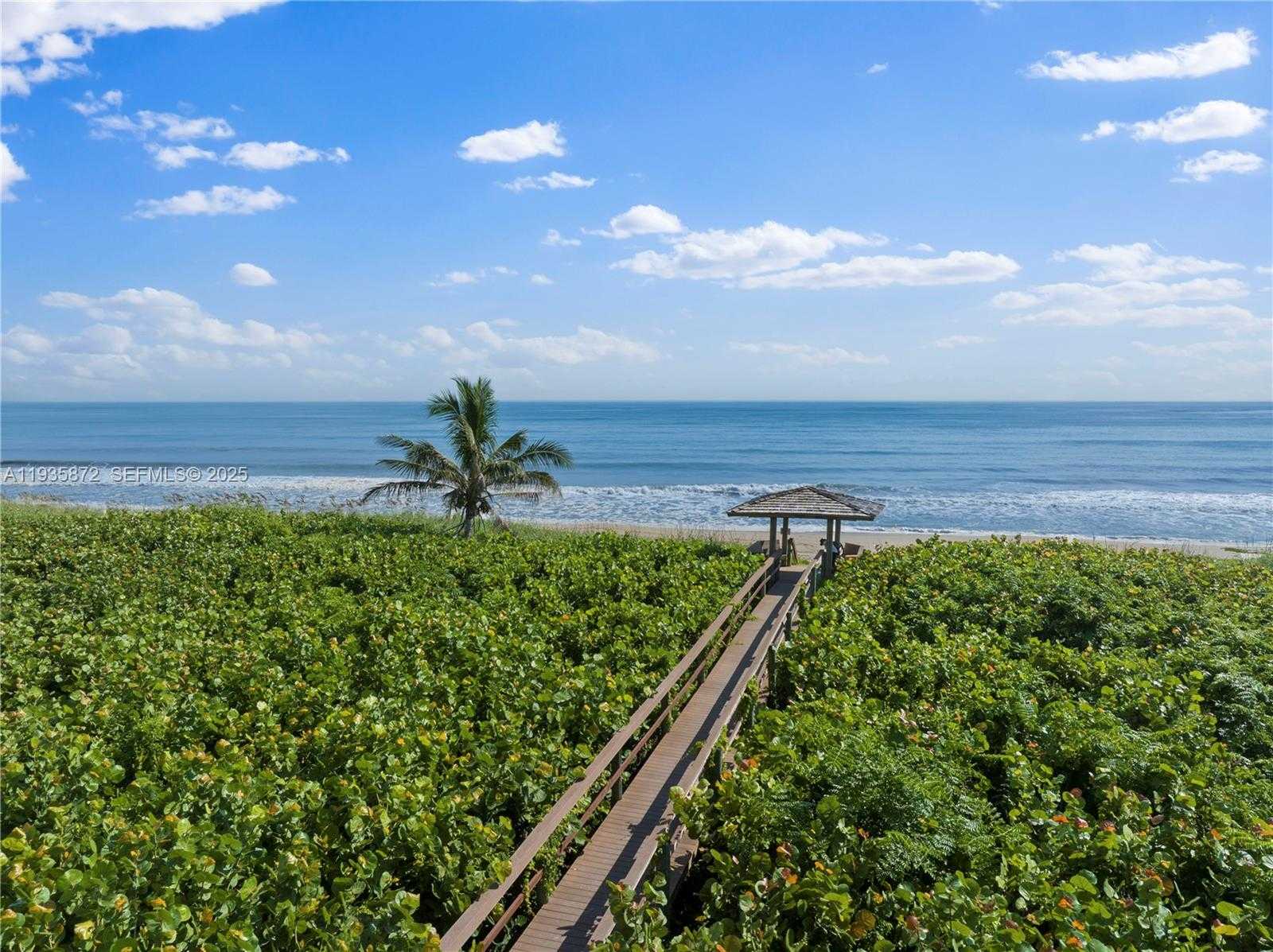 Small Image of 4000 NORTH HIGHWAY A1A #502, Hutchinson Island Number 32