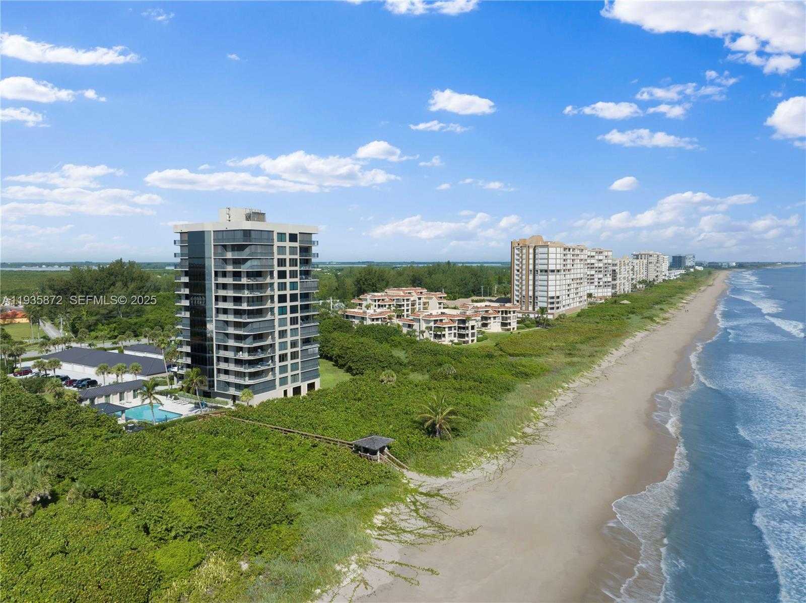 Small Image of 4000 NORTH HIGHWAY A1A #502, Hutchinson Island Number 34