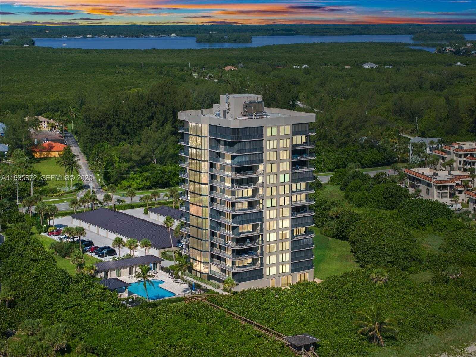 Small Image of 4000 NORTH HIGHWAY A1A #502, Hutchinson Island Number 35