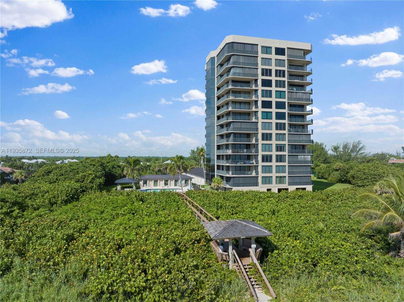 Small Image of 4000 NORTH HIGHWAY A1A #502, Hutchinson Island Number 37