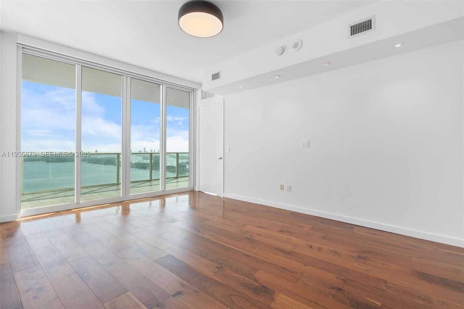Small Image of 2020 NORTH BAYSHORE DR #3510, Miami Number 14