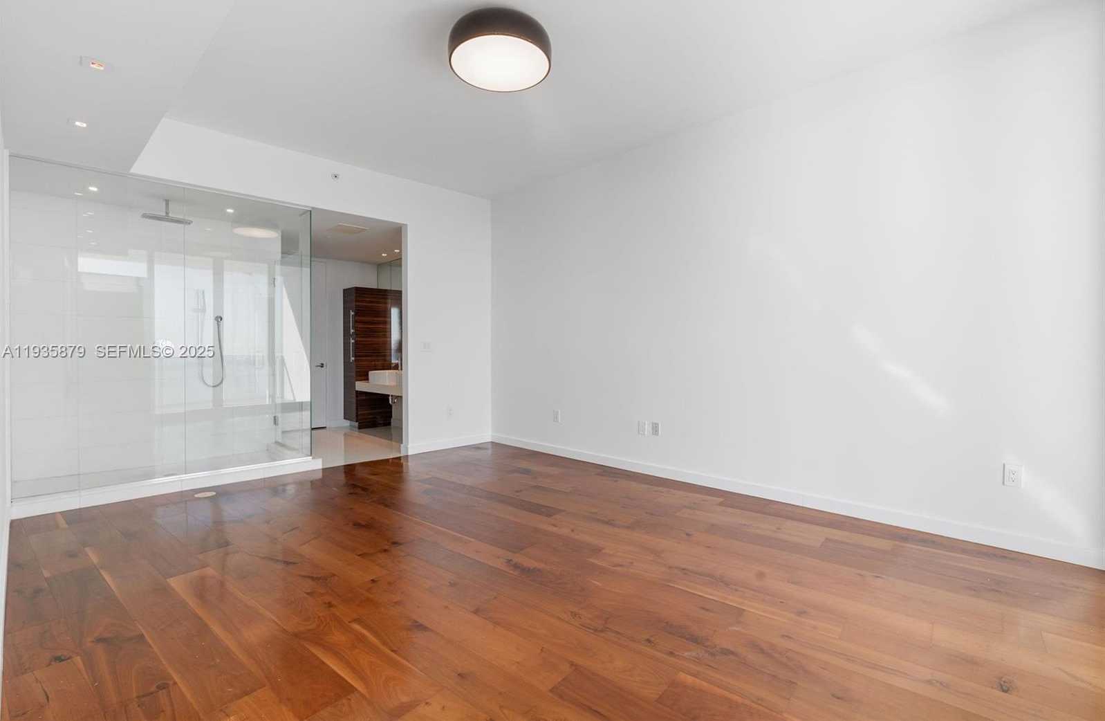 Small Image of 2020 NORTH BAYSHORE DR #3510, Miami Number 15