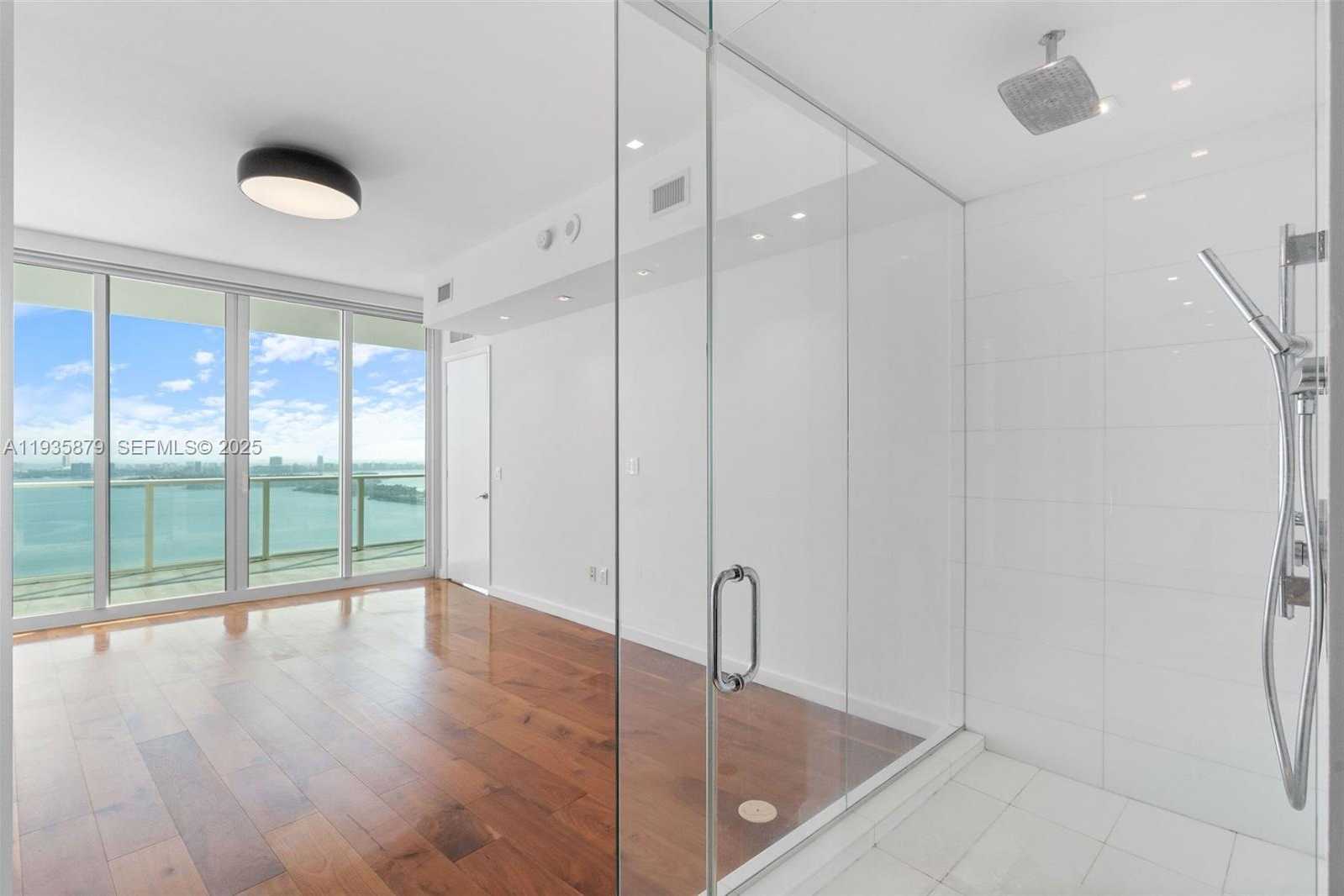 Small Image of 2020 NORTH BAYSHORE DR #3510, Miami Number 16