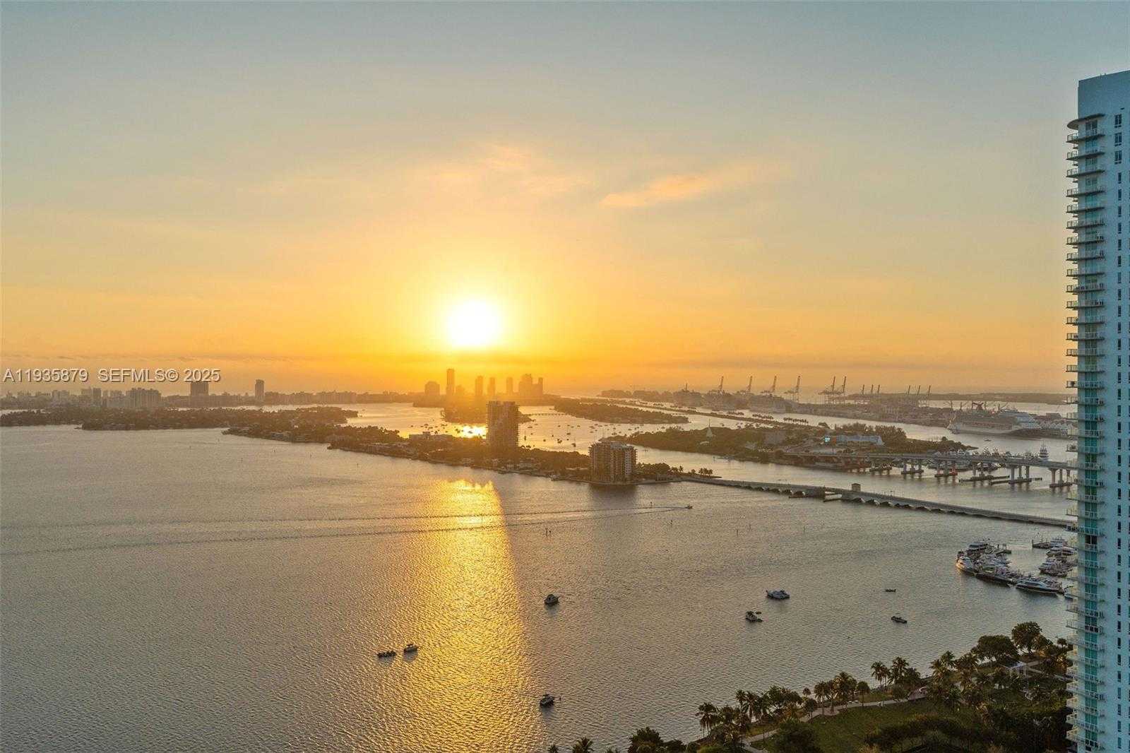 Small Image of 2020 NORTH BAYSHORE DR #3510, Miami Number 30